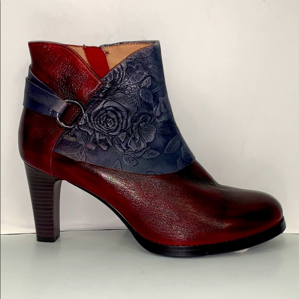 L’artiste “Lora” Boot